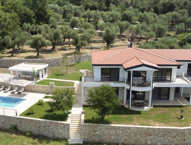 Luxusvilla in Dobra Voda mit privatem Pool und Meerblick