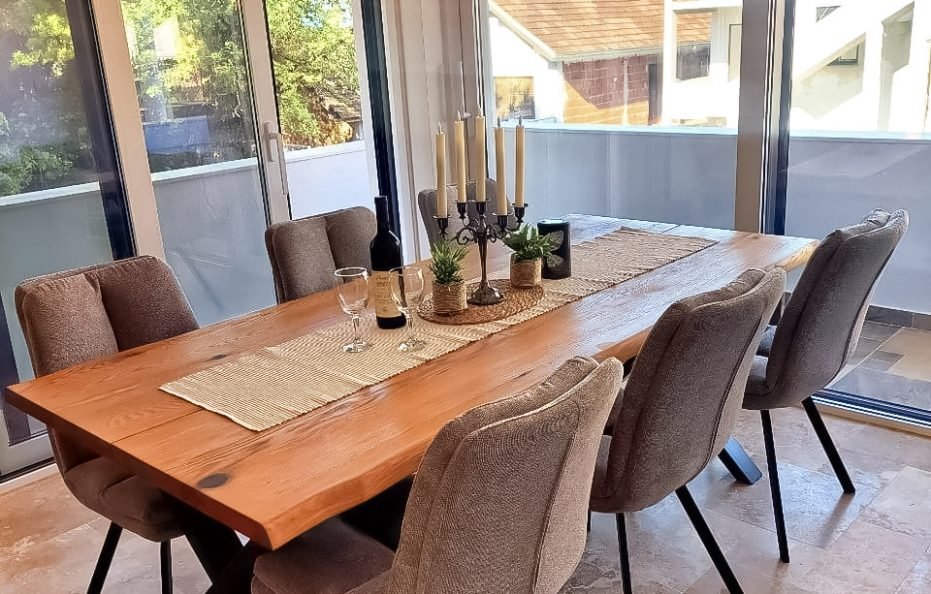 Modernes Ferienhaus mit Meerblick