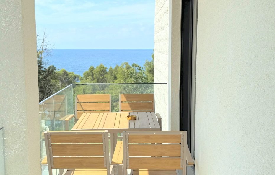 Susanj Residence Dreizimmer-Apartment mit Meerblick Ap. 12
