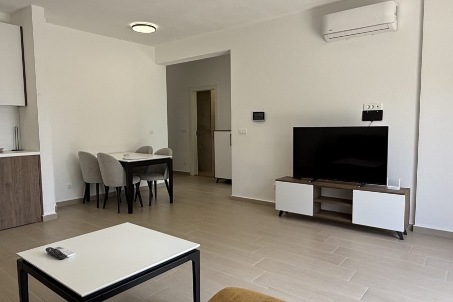 Einzimmer-Apartment mit Meerblick