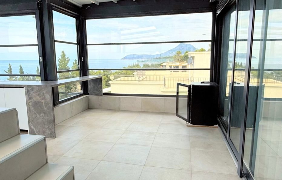 Susanj Residence Penthouse-Wohnung mit Rooftop-Pool und Meerblick