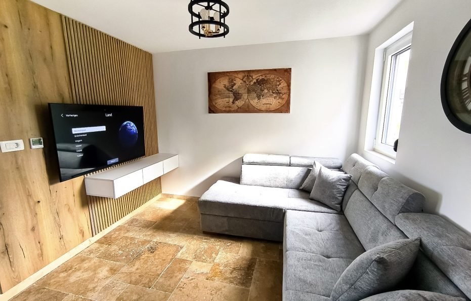 Modernes Ferienhaus mit Meerblick