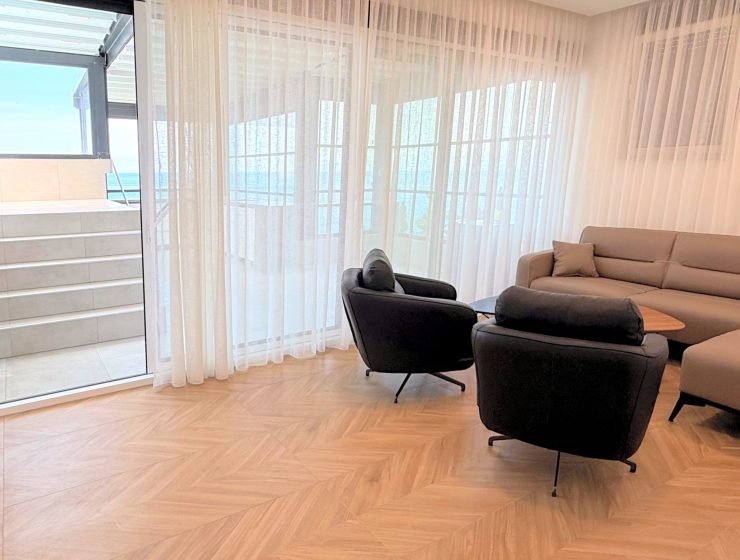 Susanj Residence Penthouse-Wohnung mit Rooftop-Pool und Meerblick