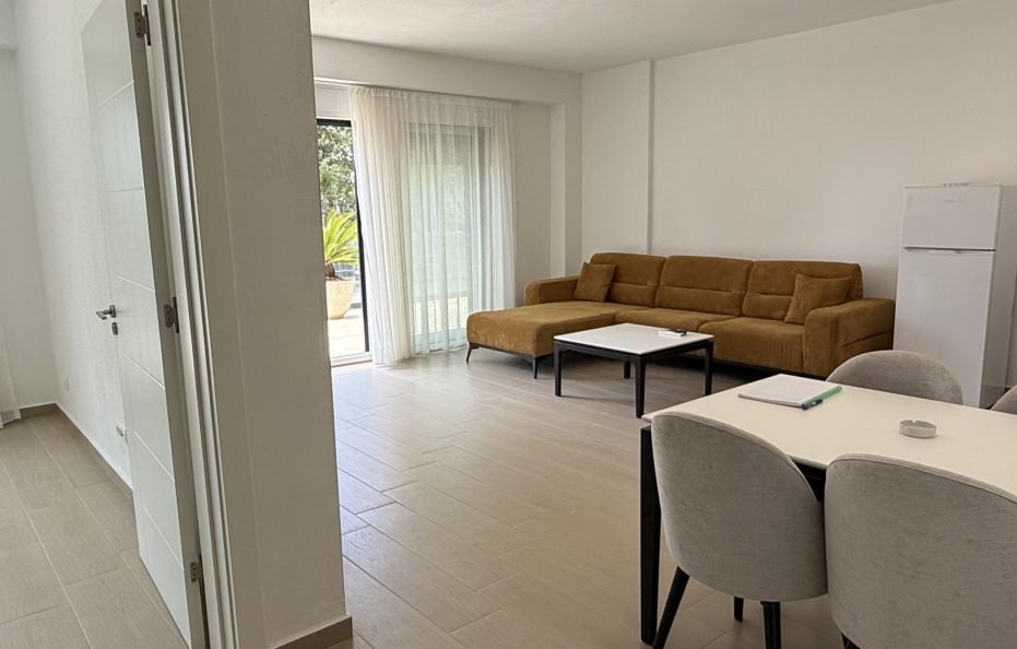 Einzimmer-Apartment mit Meerblick