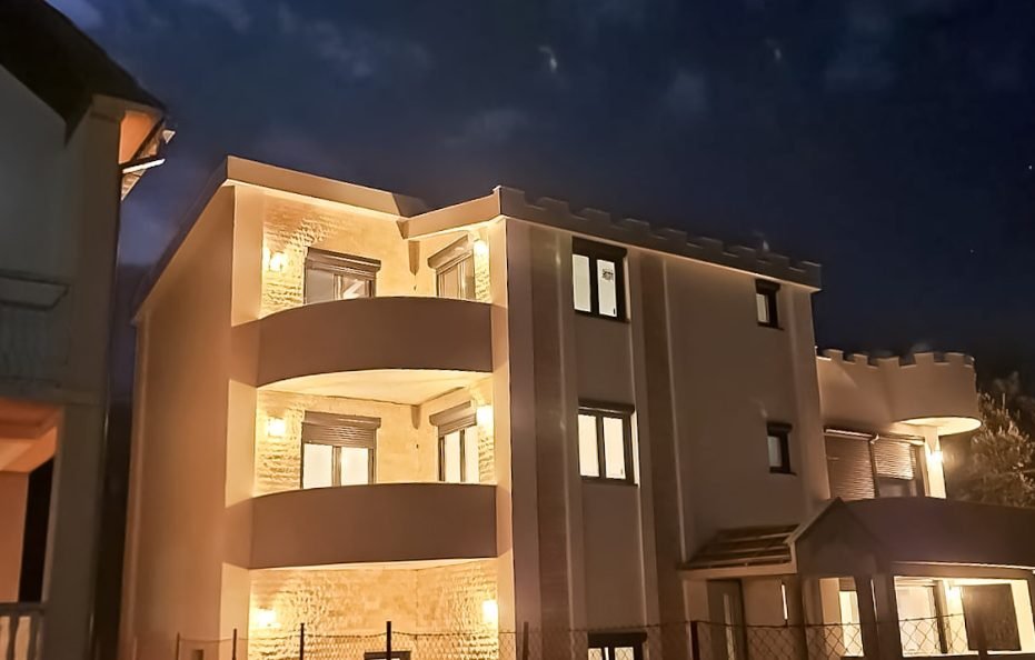 Modernes Ferienhaus mit Meerblick