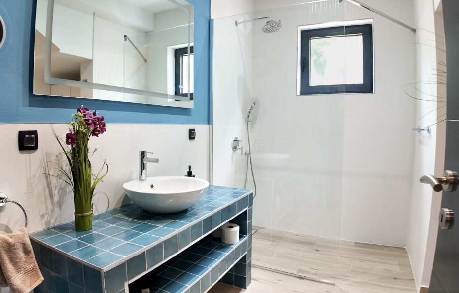 Luxusvilla in Dobra Voda mit privatem Pool und Meerblick