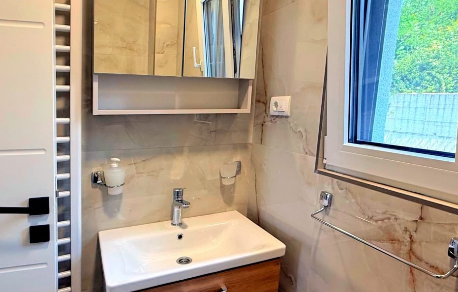Susanj Residence Dreizimmer-Apartment direkt in Strandnähe Ap. 9